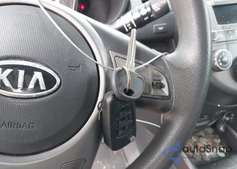 2011 Kia Soul + z USA, uszkodzony, nr VIN KNDJT2A20B7339732